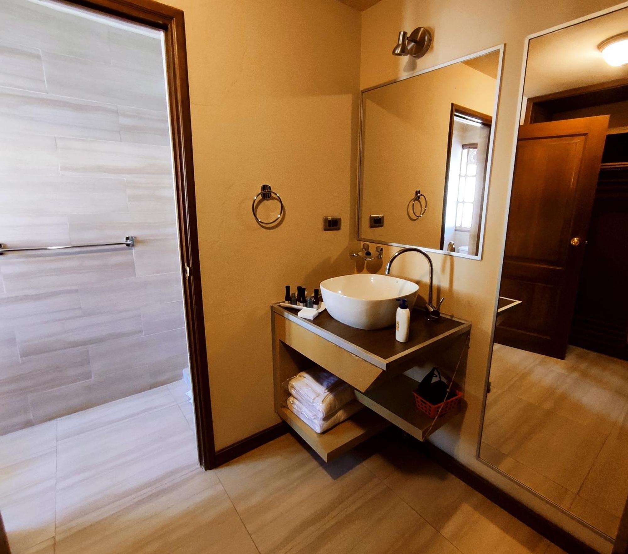 Hotel Boutique La Casa De Margarita Cochabamba Bagian luar foto